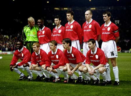 球迷们不仅 球迷们不仅